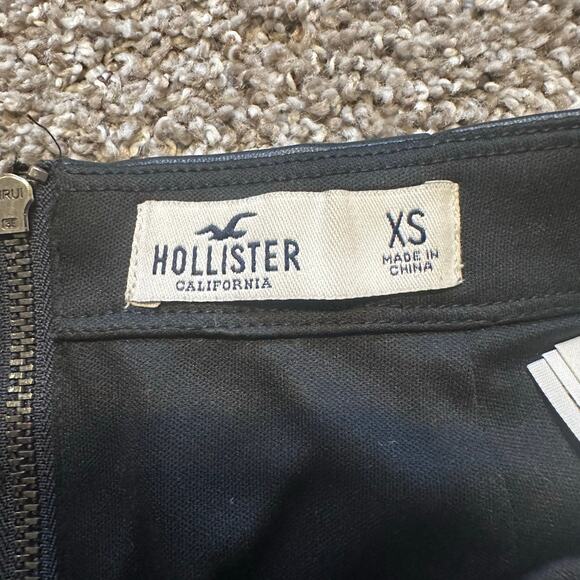 HOLLISTER Women's Faux Leather Mini Skirt Size XS In Black - Picture 6 of 8